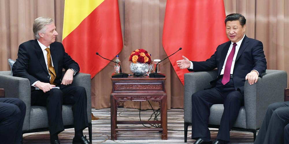 Presidente chinês reúne-se com rei da Bélgica e expressa apoio a integração europeia