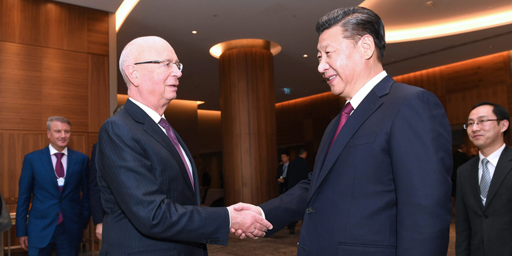 Presidente chinês: Fórum Econômico Mundial marca o rumo da economia global
