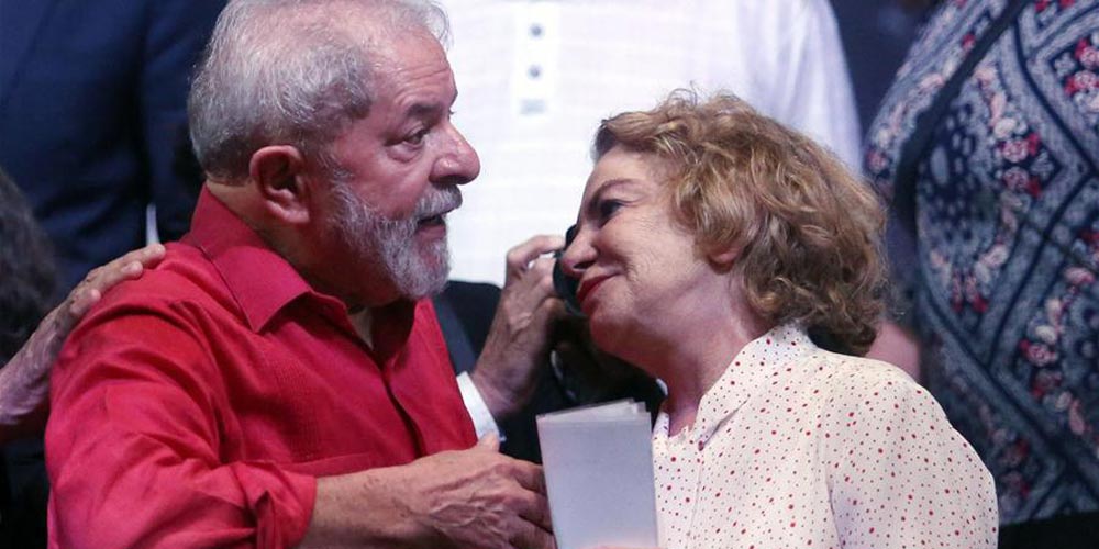 Ex-primeira-dama brasileira Marisa Letícia sofre AVC