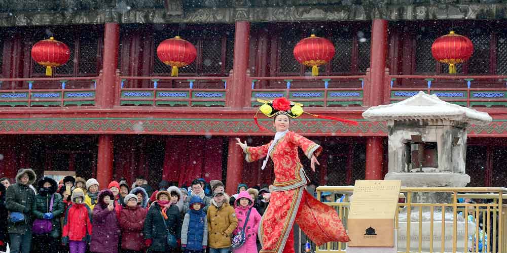 Celebrações da Festa da Primavera são realizadas por toda a China