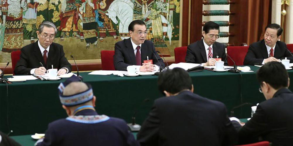 Líderes chineses participam de painel de discussão com legisladores