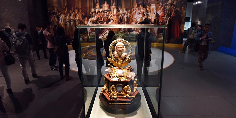 Exposição "Inventando o Louvre" é realizada em Hong Kong