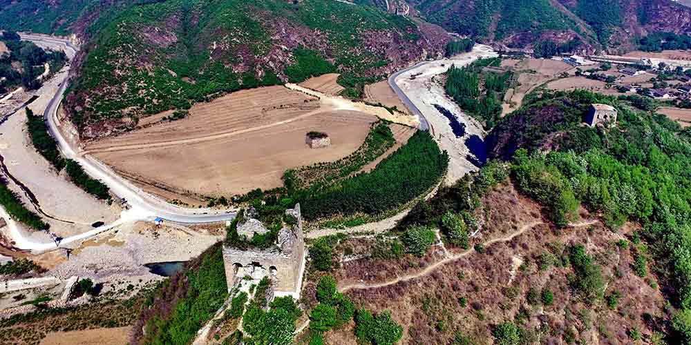 Construção de estradas turísticas em Hebei conecta aldeias rurais às relíquias históricas
