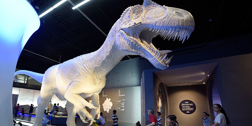 Museu de História Natural de Zhejiang abre exposição sobre dinossauros