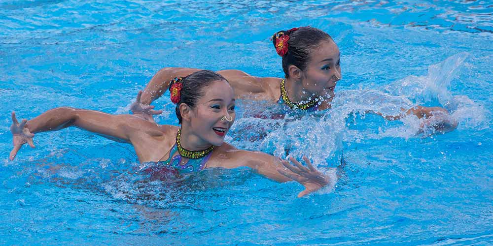Gêmeas chinesas conquistam prata em dueto técnico de nado sincronizado no Mundial 2017
