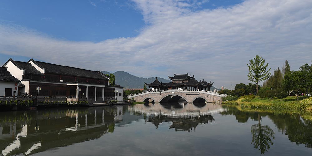Turismo traz benefícios econômicos à aldeia Tengtou, no leste da China