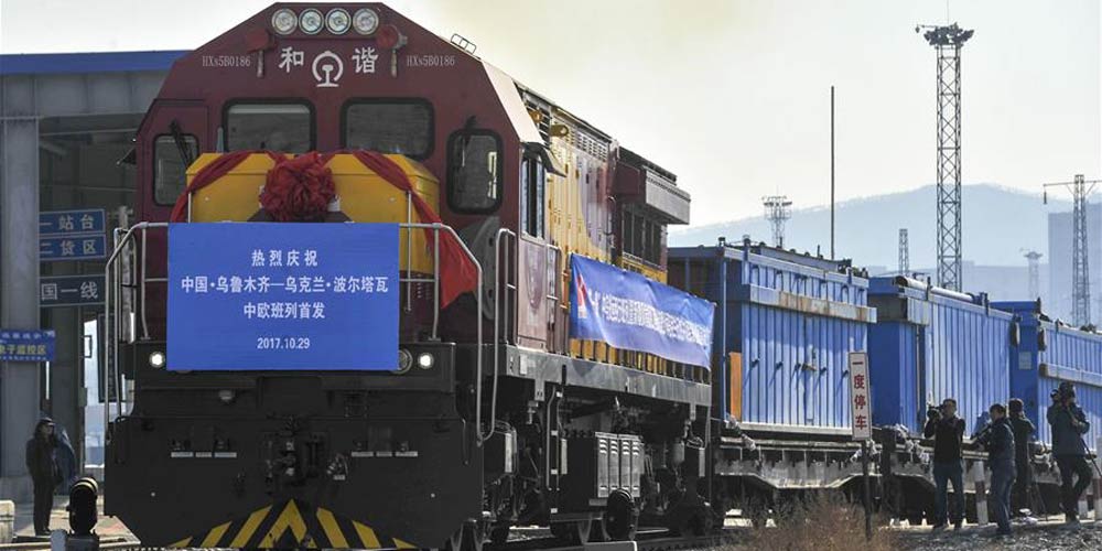 Nova ferrovia de carga liga Xinjiang à Ucrânia