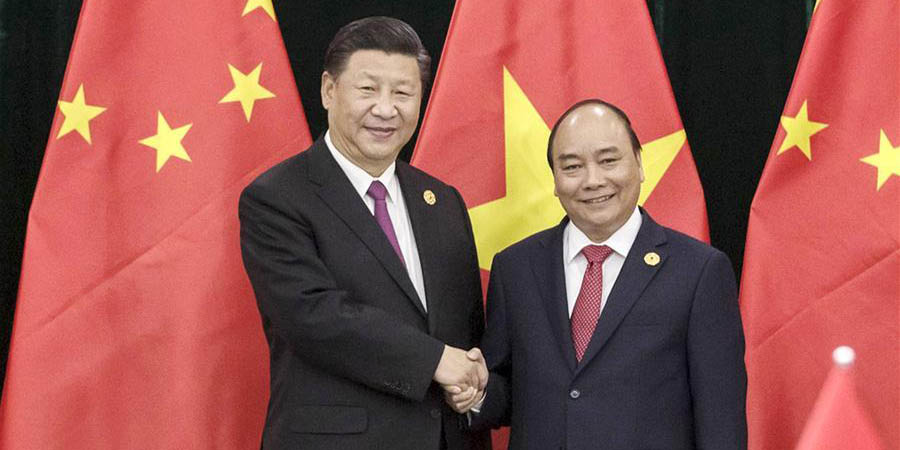 Xi pede por cooperação China-Vietnã mais ampla e mais profunda