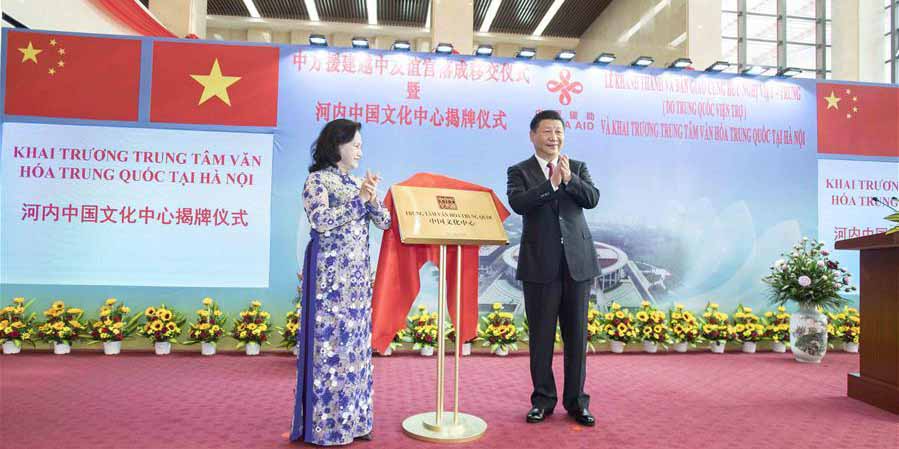 Presidente Xi inaugura Palácio de Amizade Vietnã-China