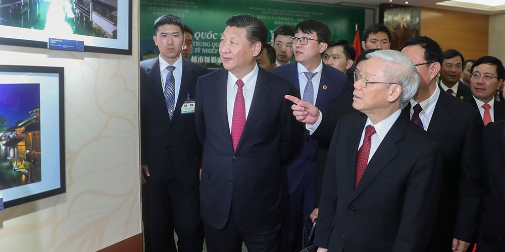 Xi pede por avanço dos laços China-Vietnã