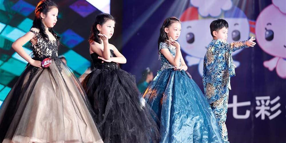 Concurso infantil de modelo em Shandong