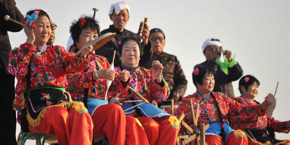 Ópera Xuncheng é apresentada em Shanxi