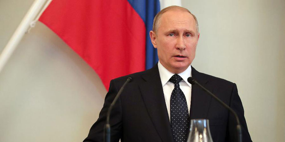 Destaque: Putin diz que será candidato à presidência em 2018, com amplas chances de vencer