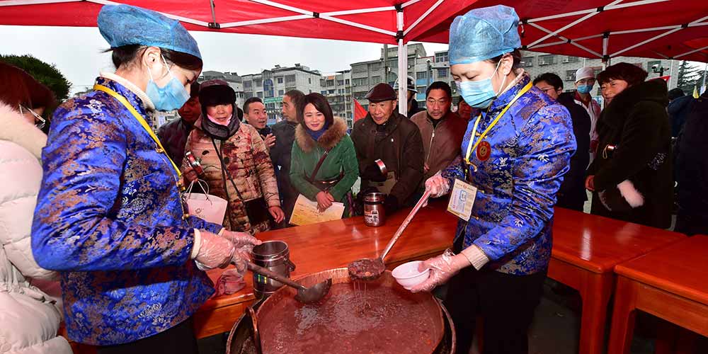 Celebração do Festival Laba ao redor da China