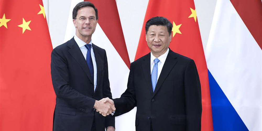 Globalização corresponde aos interesses comuns de todos os países, diz Xi