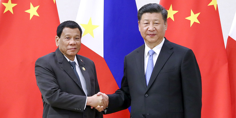 Xi pede elevação das relações China-Filipinas