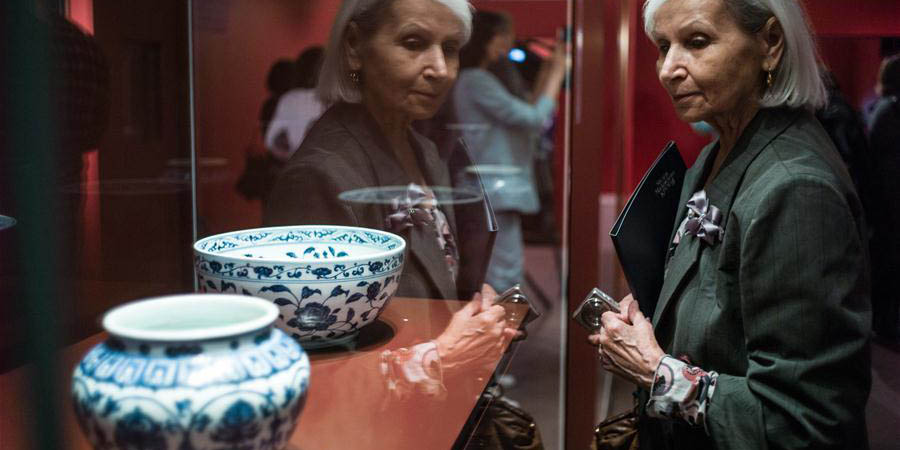 Exposição "Dinastia Ming: O esplendor do conhecimento" nos Museus do Kremlin de Moscou