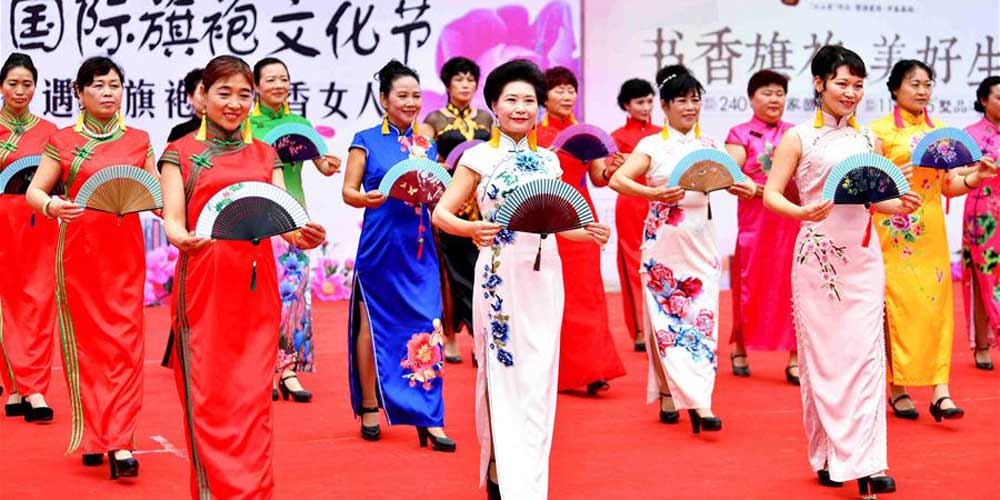 Festival cultural de cheongsam em Bozhou atrai mais de 600 fãs do país e do exterior
