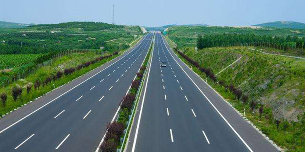 Investimento da China em estradas e vias naveg&aacute;veis cai em maio