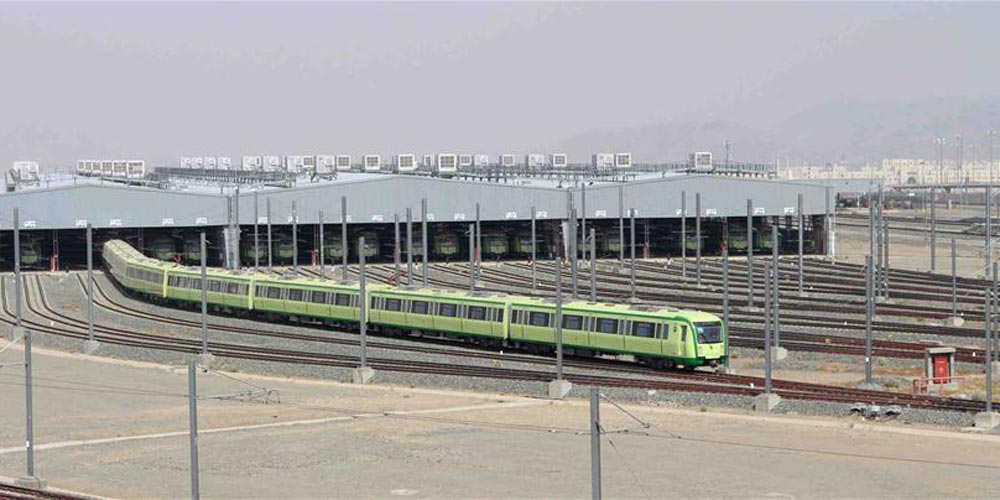 Empresa chinesa inicia testes de veículo leve sobre trilhos para próxima peregrinação do Hajj em Meca