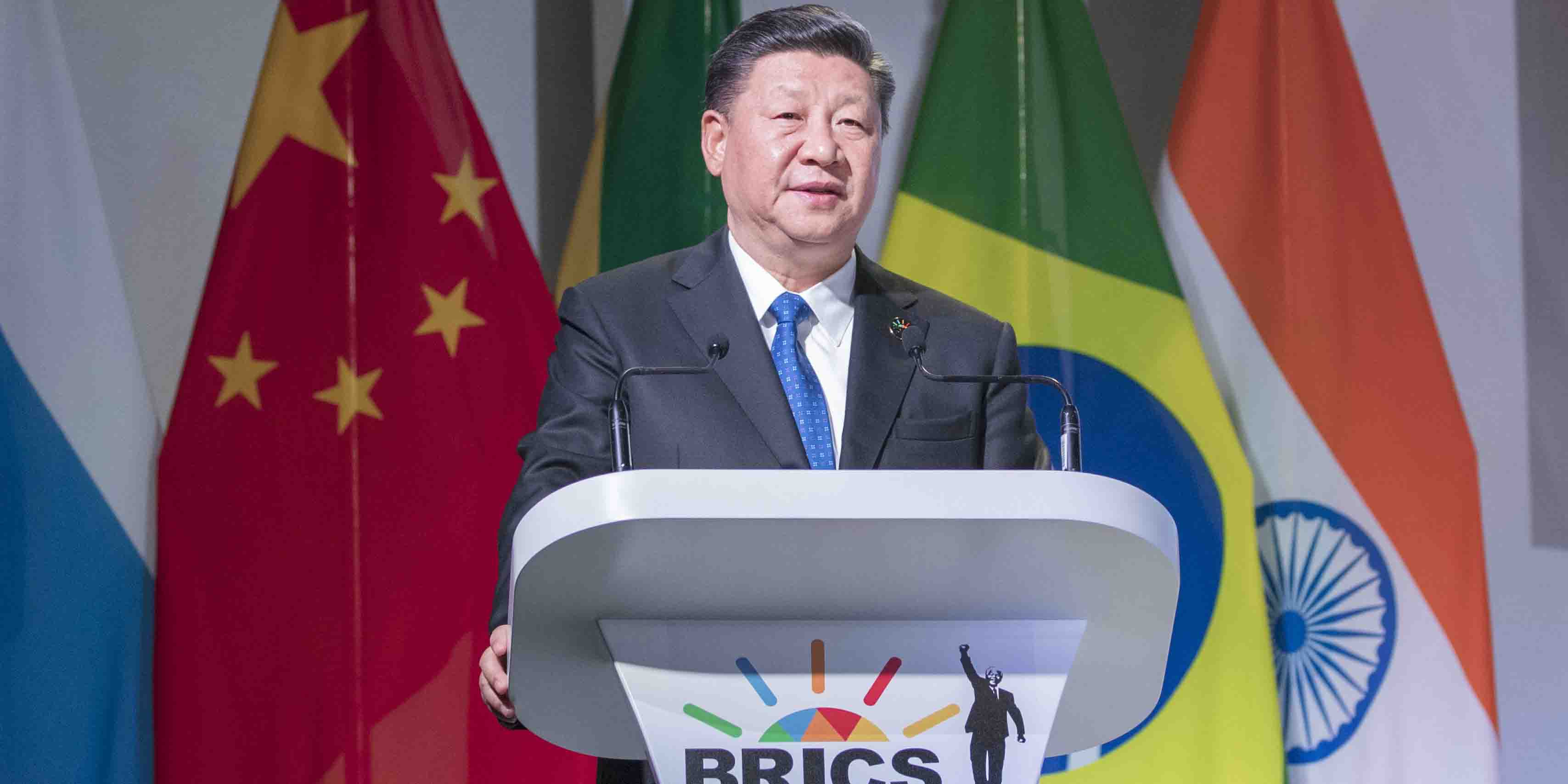 Xi diz que China apoia firmemente o livre comércio e que abre seu mercado através de novas plataformas