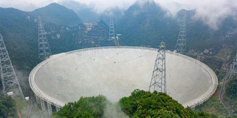 Radiotelescópio chinês FAST identifica 44 novos pulsares