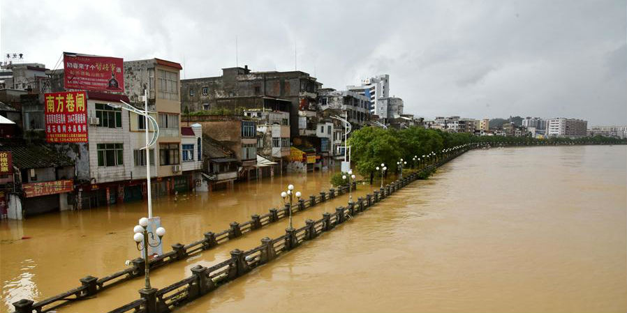 Partes de cidades em Guangdong ainda alagadas após tufão Mangkhut