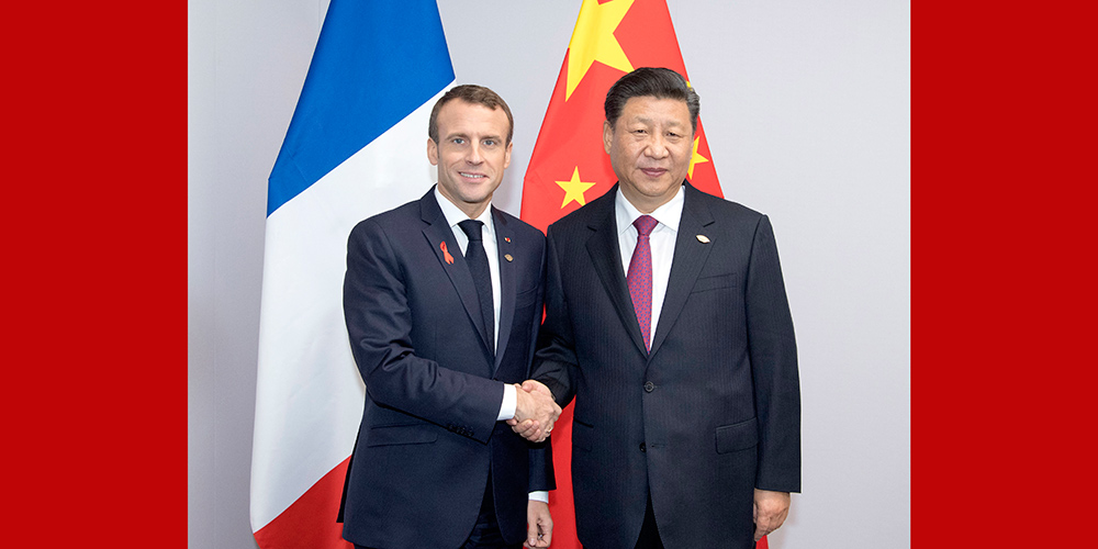 China e França concordam em estreitar laços e defender o multilateralismo
