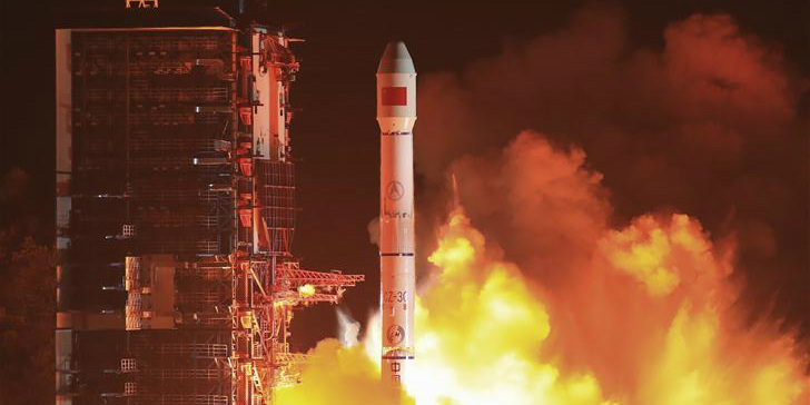 China lança satélite de teste de tecnologia de telecomunicação
