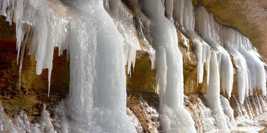 Fotos: Pingentes de gelo no vale Heilaoguo em Gansu