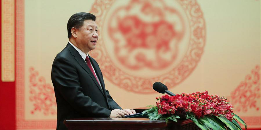 Xi estende saudações da Festa da Primavera ao povo chinês