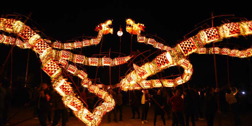 Dança do dragão em Hunan celebra Festival da Primavera