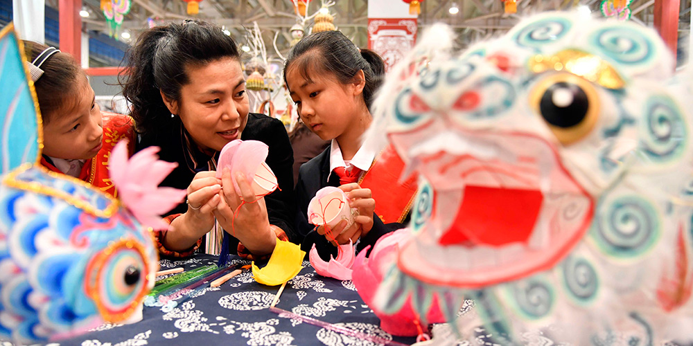 4ª Feira de Artes folclóricas da China inicia em Weifang