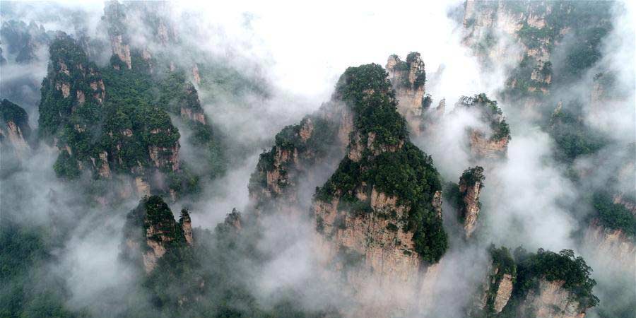 Fotos: neblina encobre montanhas em Zhangjiajie, centro da China