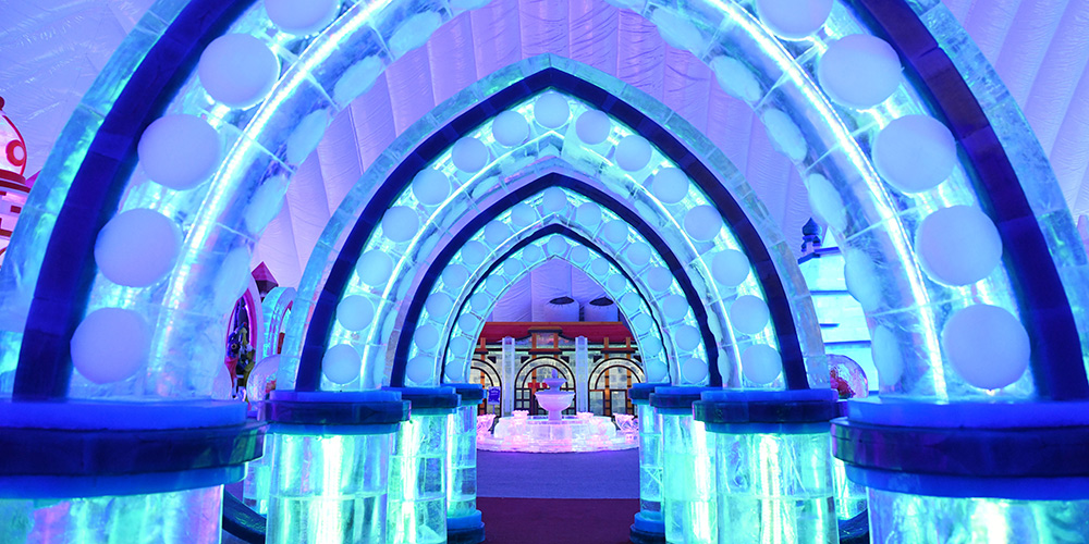 Galeria: parque temático indoor de gelo e neve em Harbin