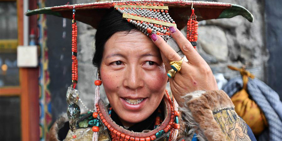 Fotos: Trajes tradicionais de Burang na Região Autônoma do Tibet, sudoeste da China