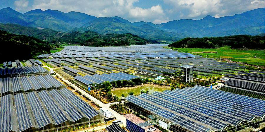 Estação de energia fotovoltaica ajuda no alívio da pobreza na vila de Dongping em Fujian
