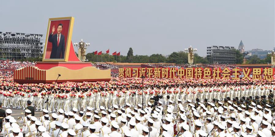 Grande celebração do 70º aniversário de fundação da República Popular da China em Beijing
