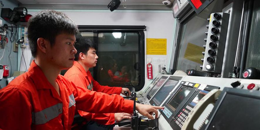 Setor de transporte ferroviário da China procura garantir segurança dos passageiros durante feriado do Dia Nacional