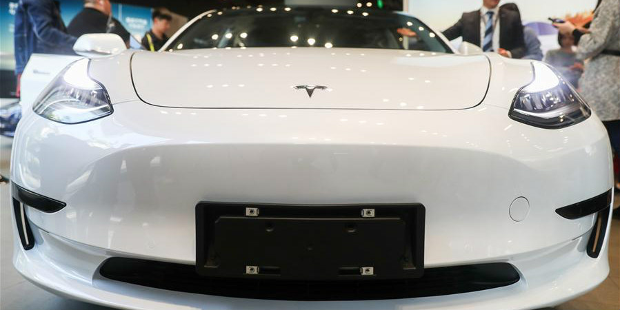 Carros do Model fabricados em Shanghai entram nas lojas da Tesla na China