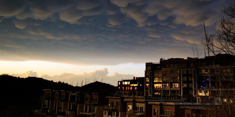 Fotos: Nuvens Mammatus sobre Guiyang
