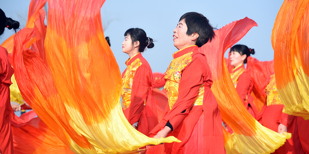 Realizada gala de ano novo na comunidade Hongniya em Shandong