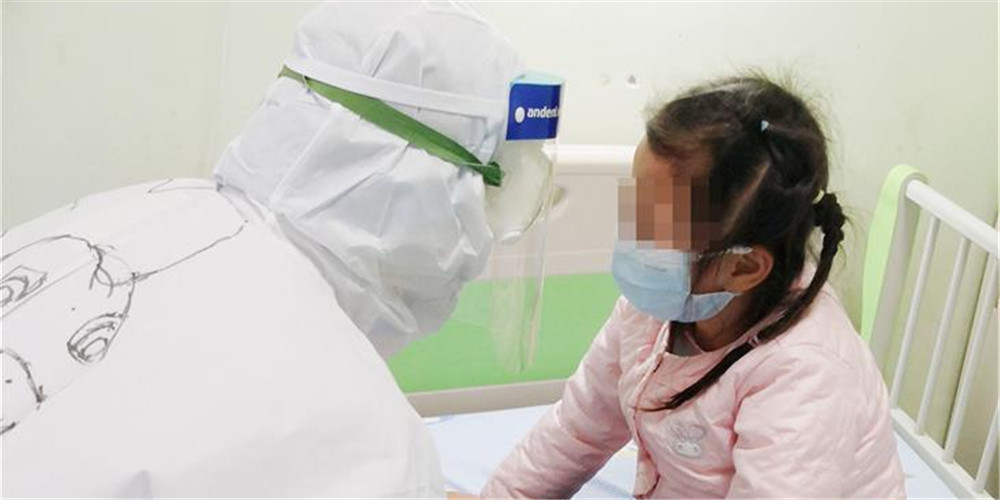 Fotos: "Pais temporários" de crianças infectadas pelo COVID-19