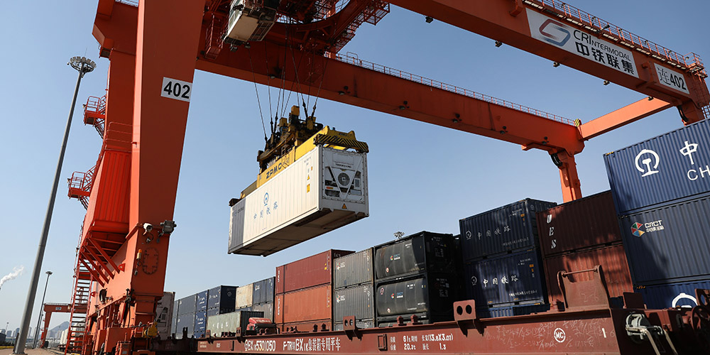 Porto de Dalian acelera a retomada da operação em meio a medidas preventivas da COVID-19