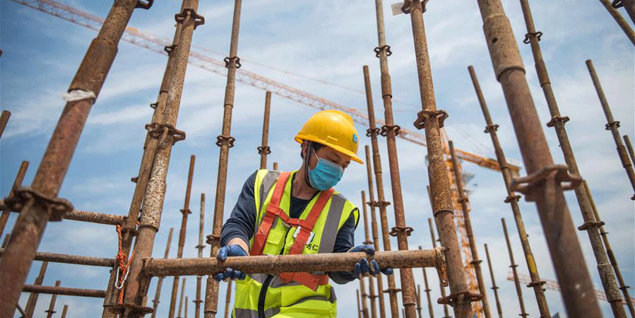 Obras de construção ganham ritmo em Wuhan