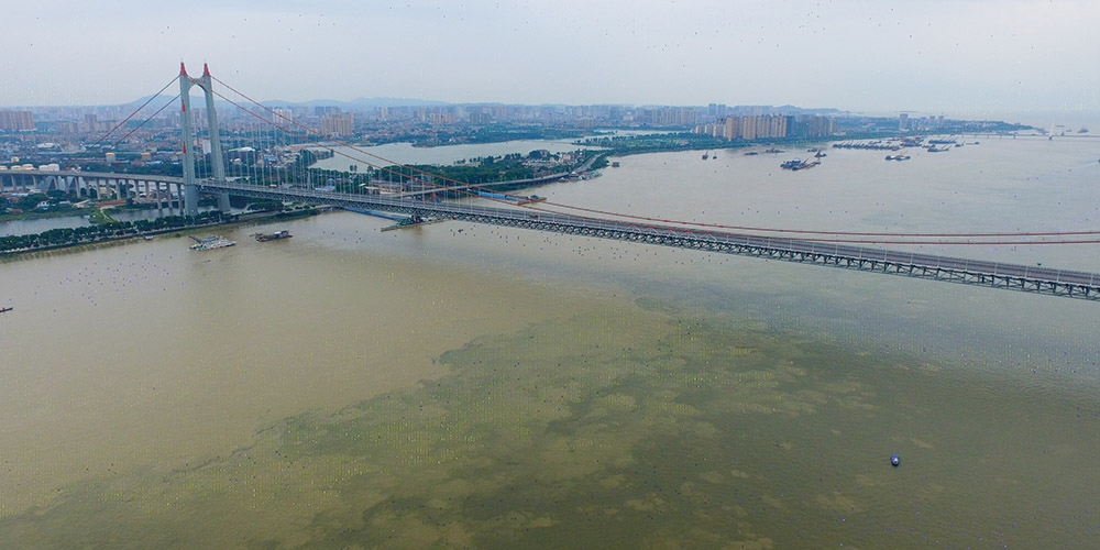 Águas do lago Dongting atingem nível crítico