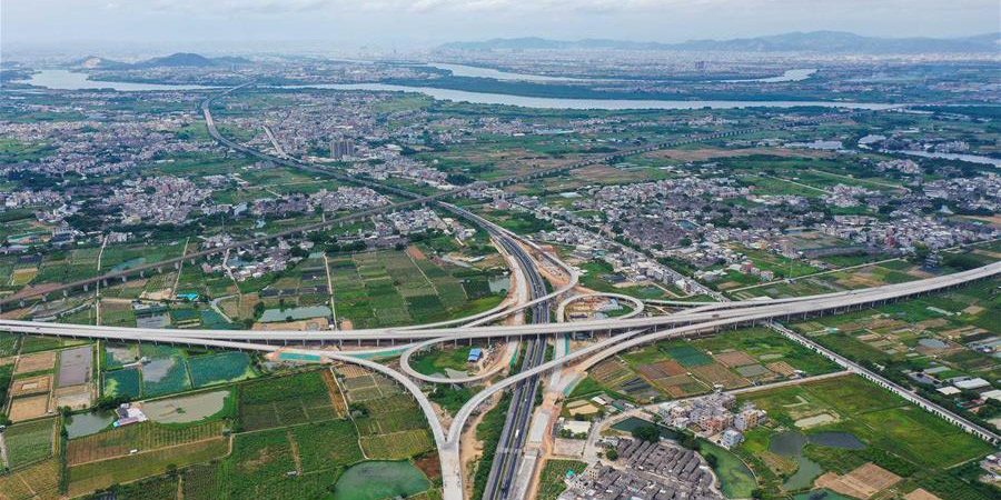 Vista aérea do rodoanel de Chaoshan em Guangdong