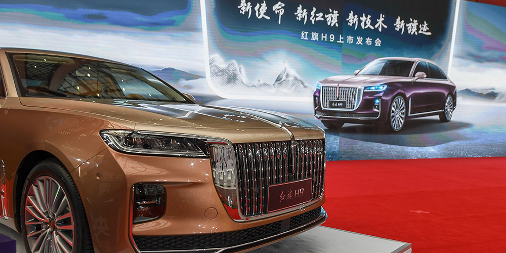 Montadora chinesa FAW lança novo modelo Hongqi H9 em Changchun