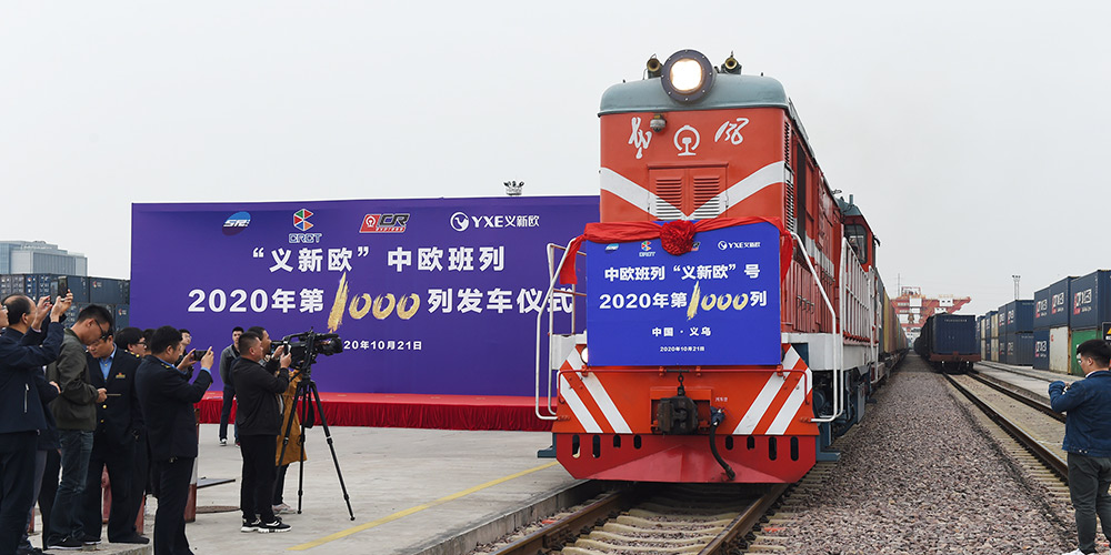 Província chinesa de Zhejiang registra mil viagens de trem de cargas para Europa em 2020