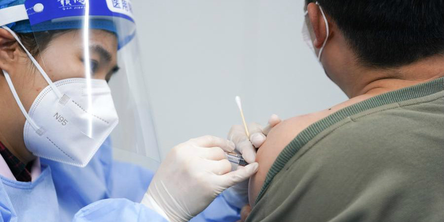 Mais de 310 mil residentes do distrito de Daxing de Beijing recebem vacinação contra COVID-19
